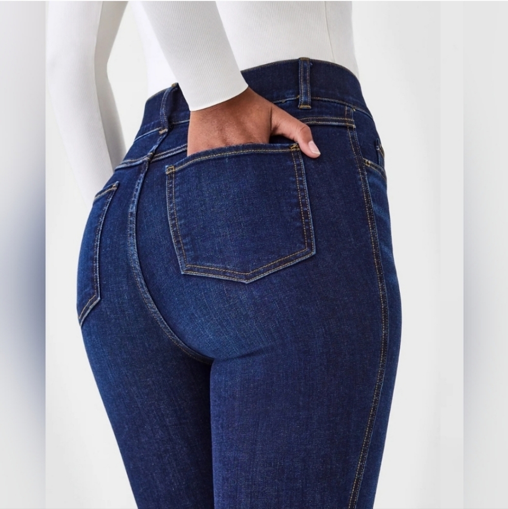 SPANX Flare Jeans, Size M - Picture 3 of 6